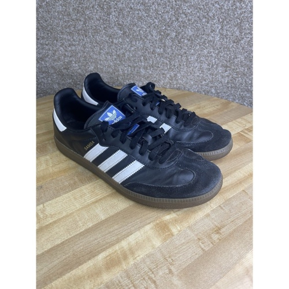 Adidas Samba‎ Black and white stripe men's size 9